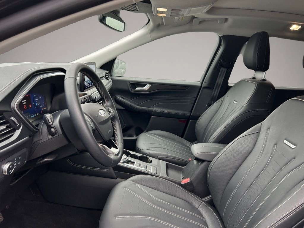 Fotografie 5 des Ford Kuga 2.5 Duratec PHEV VIGNALE