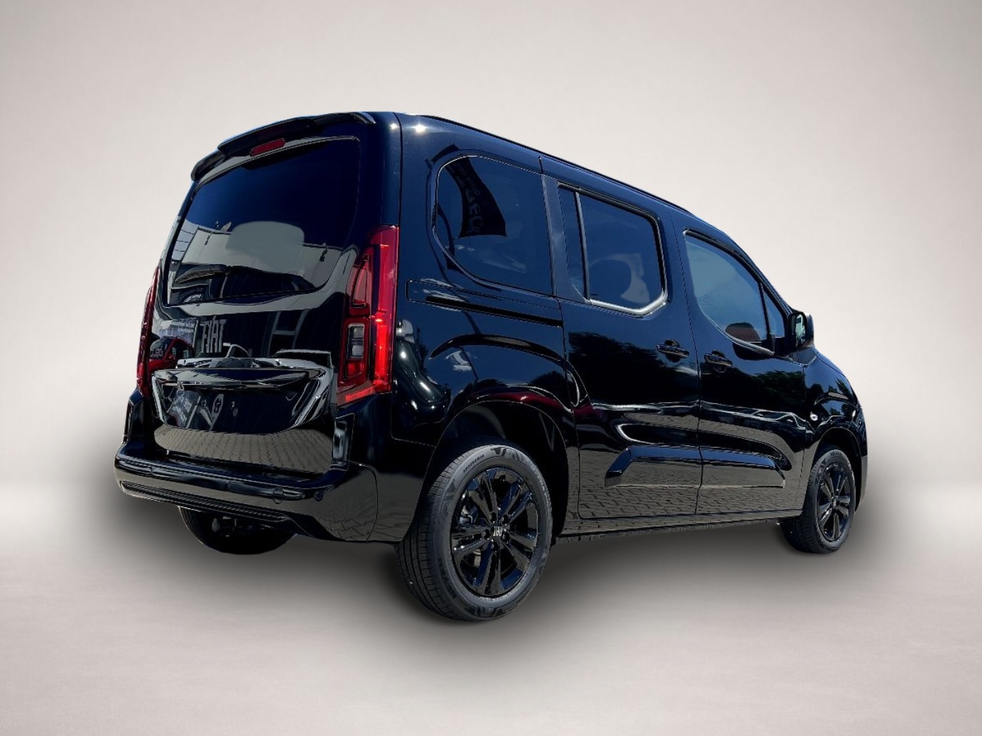 Fotografie 4 des Fiat Qubo L L1 Icon 1.5 *5-Sitzer LED ACC Alu Sitzh.*