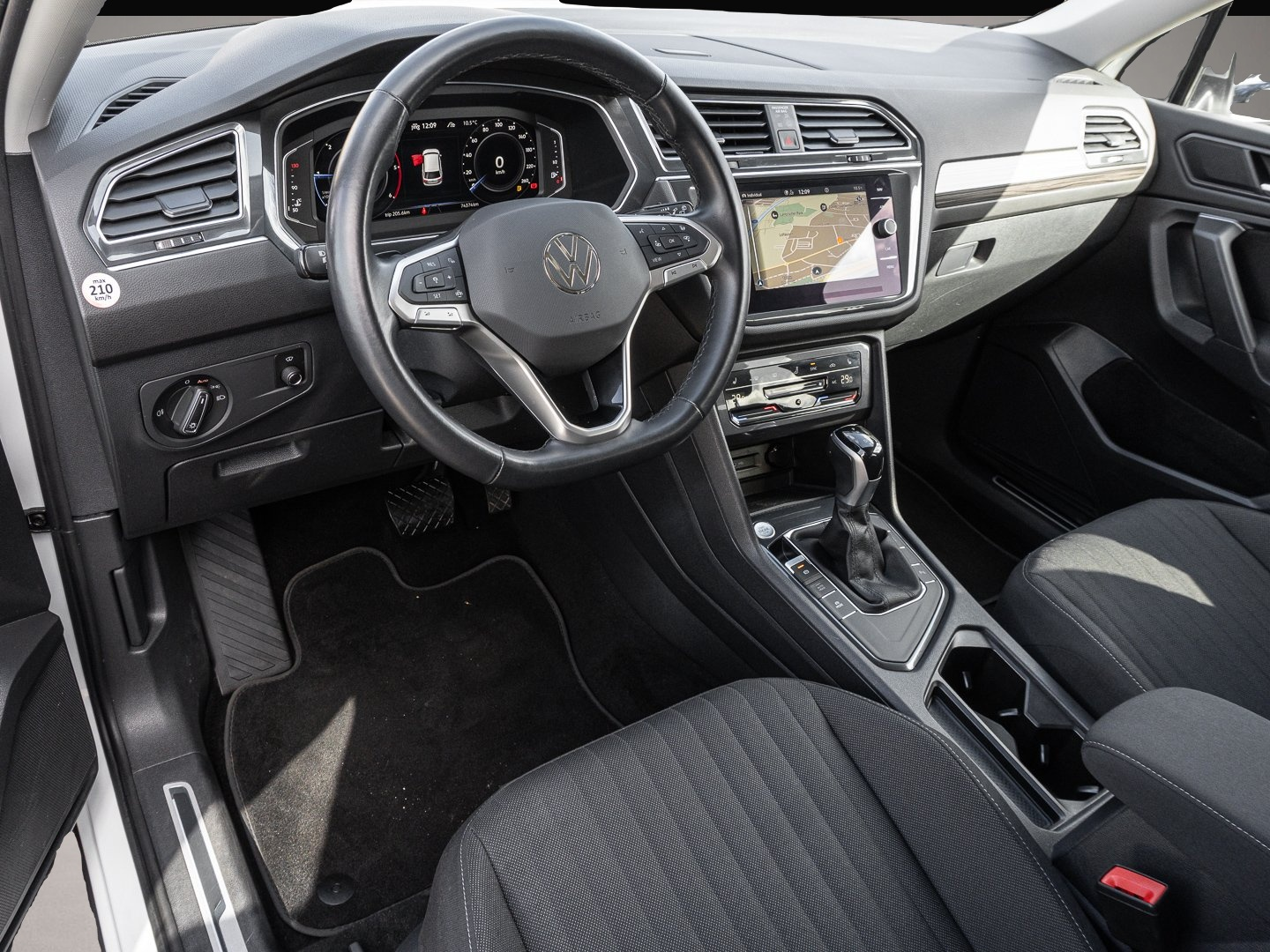 Bild 7 Volkswagen Tiguan Allspace 2.0 TDI DSG Life