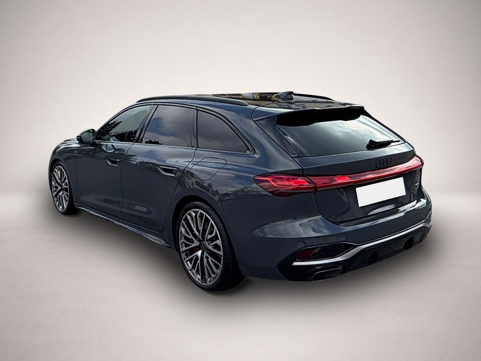 Bild 3 Audi A5 Avant TFSI e-hybrid qu. S-Line edition one