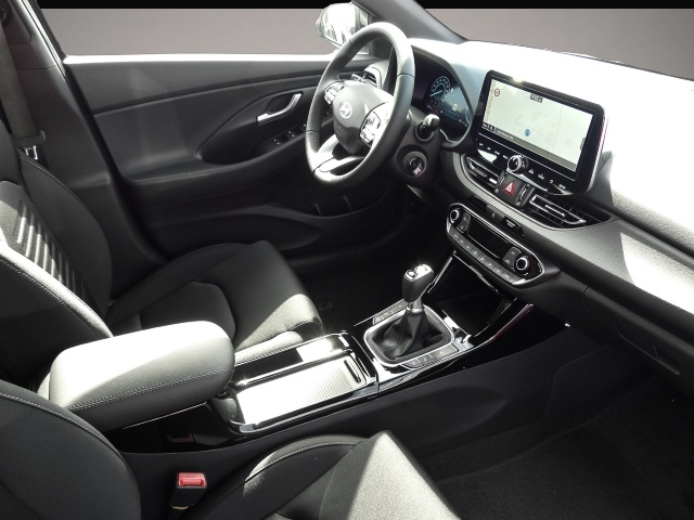 Bild 3 Hyundai i30 Advantage Mild-Hybrid Navi CarPlay Kamera PD