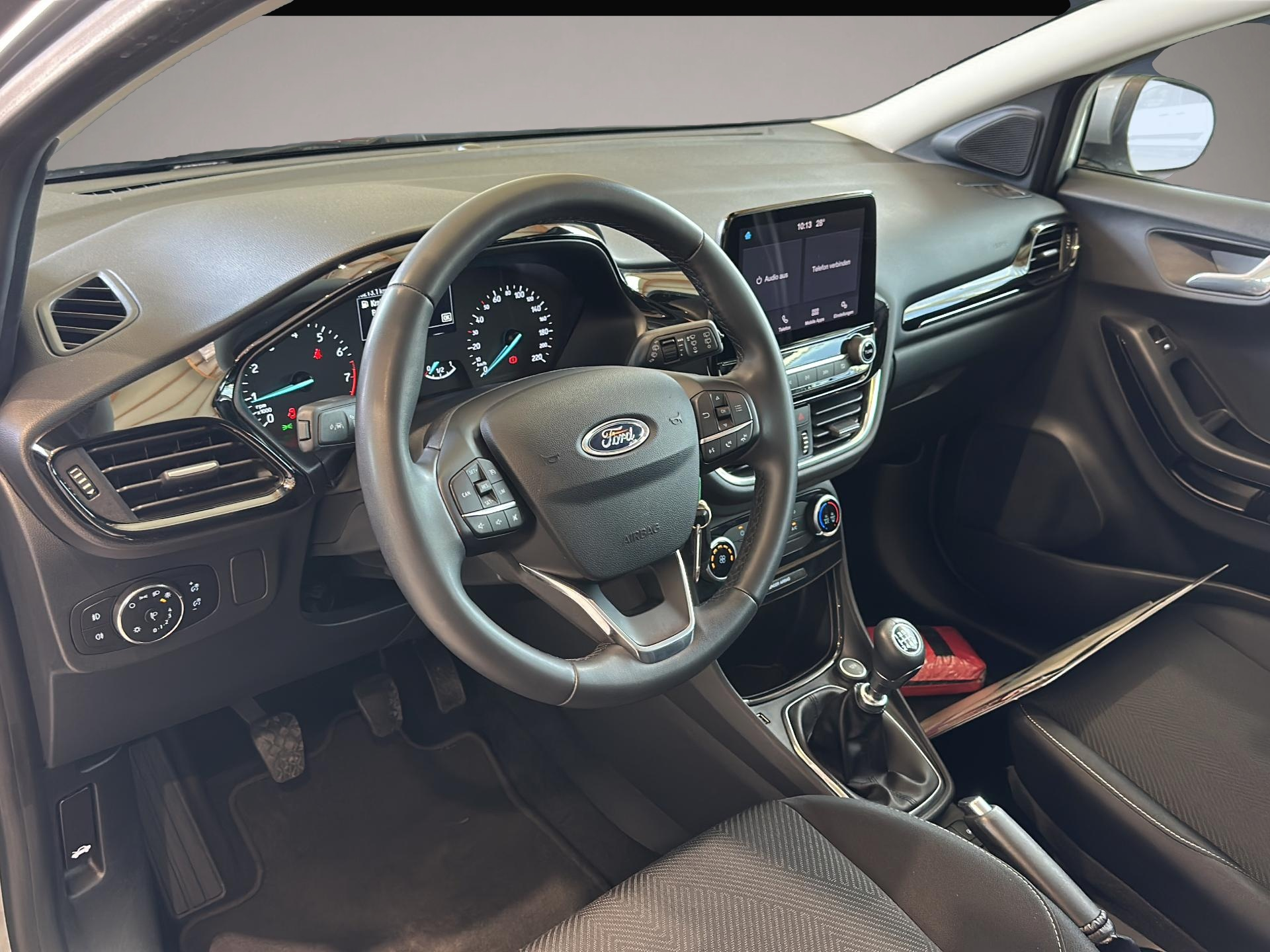 Bild 6 Ford Puma Cool & Connect Bluetooth LED Klima
