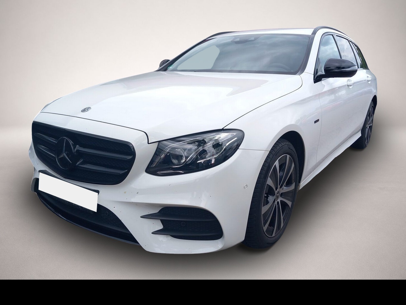 Fotografie Mercedes-Benz E 300 de T AMG Line Multibeam Distronic Widescr.