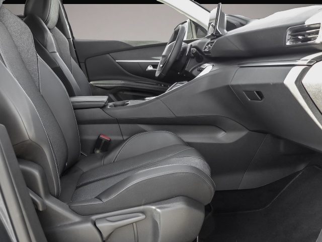 Bild 5 Peugeot 3008 Hybrid 225 Allure 1.6 Plug-In EU6d Navi Dig