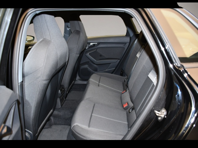 Bild 6 Audi A3 Sportback 35TFSI S tronic STANDHEIZUNG/SHZ/LE