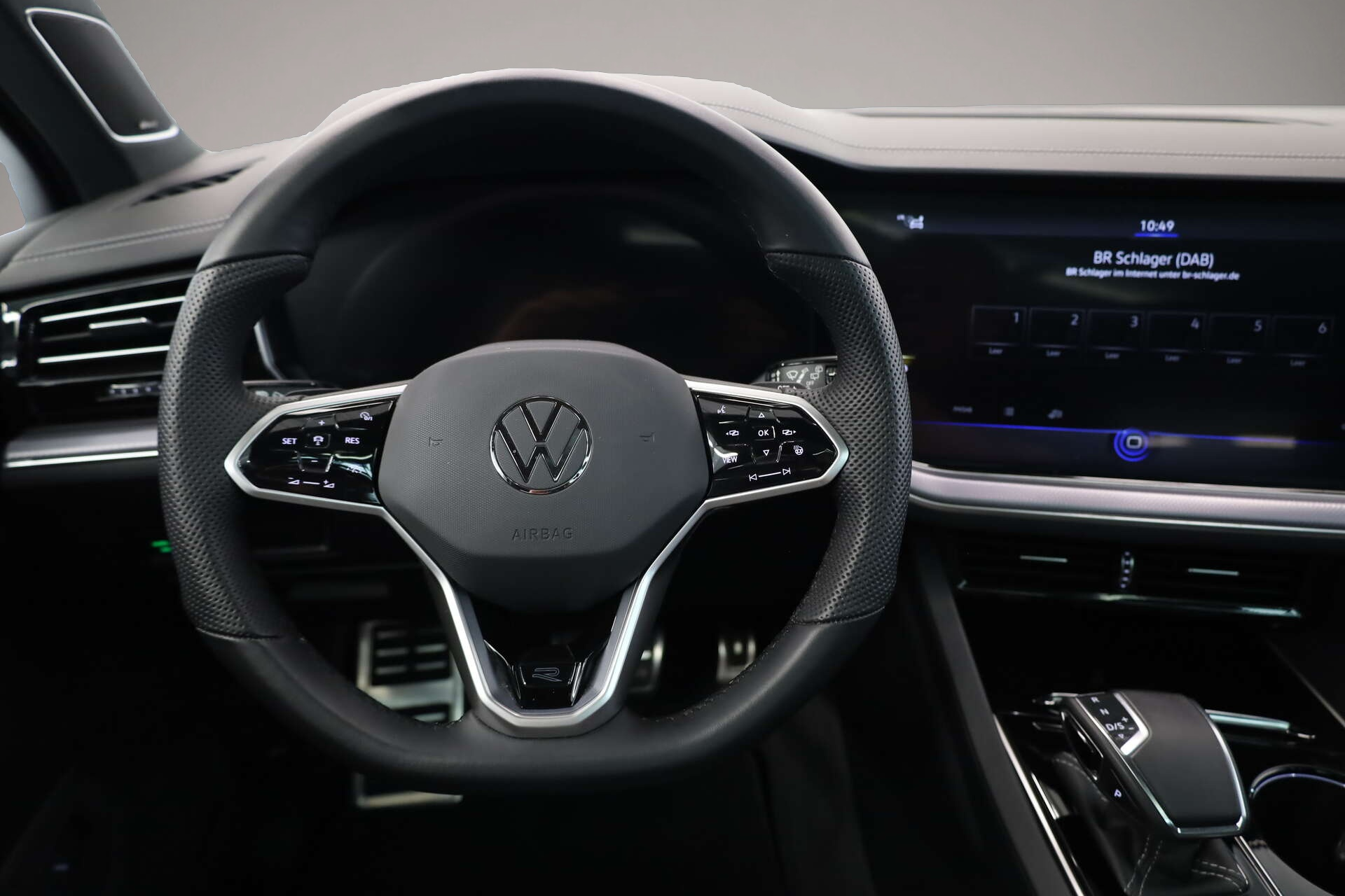 Bild 7 Volkswagen Touareg 3.0 TDI V6 4Motion R-Line Black Style