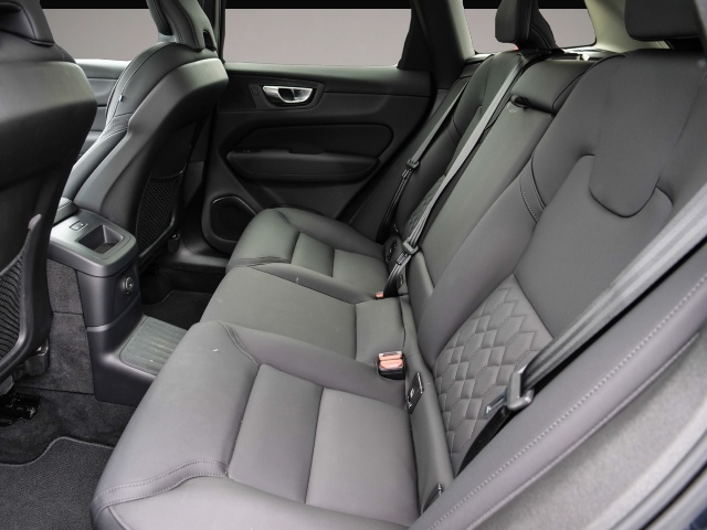 Bild 6 Volvo XC60 FACELIFT Plus Bright Recharge Plug-In Hybri