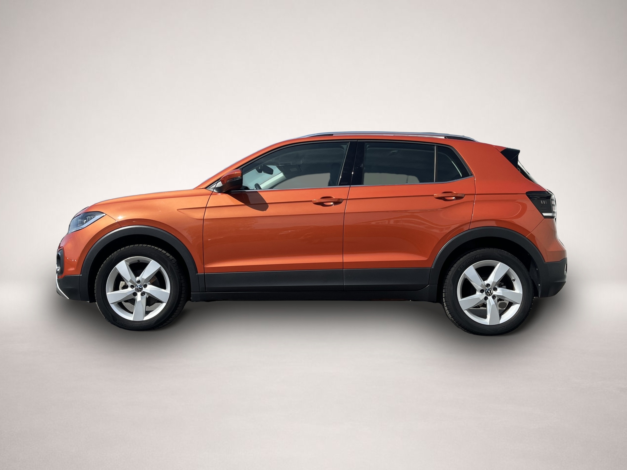 Fotografie Volkswagen T-Cross 1.0 TSI Style Navi TravelAssist SHZ PDC