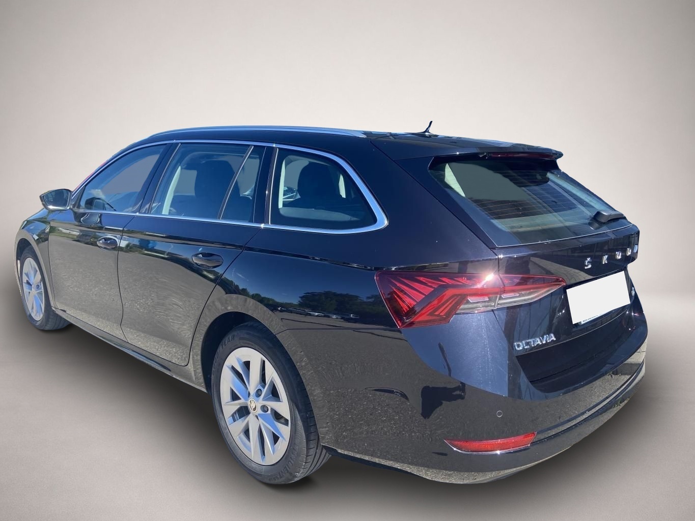Bild 3 Skoda Octavia Combi 1.5 TSI e-TEC DSG Style HEAD-UP+SM