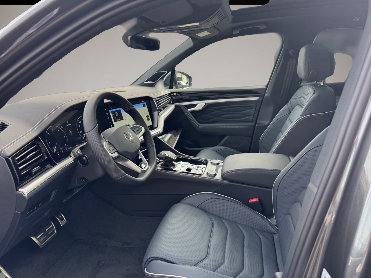 Bild 5 Volkswagen Touareg R-Line TDI 4MOTION Final Edition VOLL !
