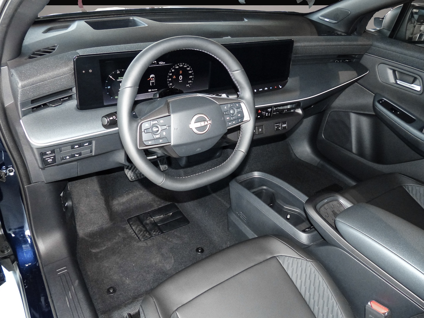 Bild 4 Nissan Leaf EVOLVE 75 kWh 2FL Panorama-Glasdach BOSE *n