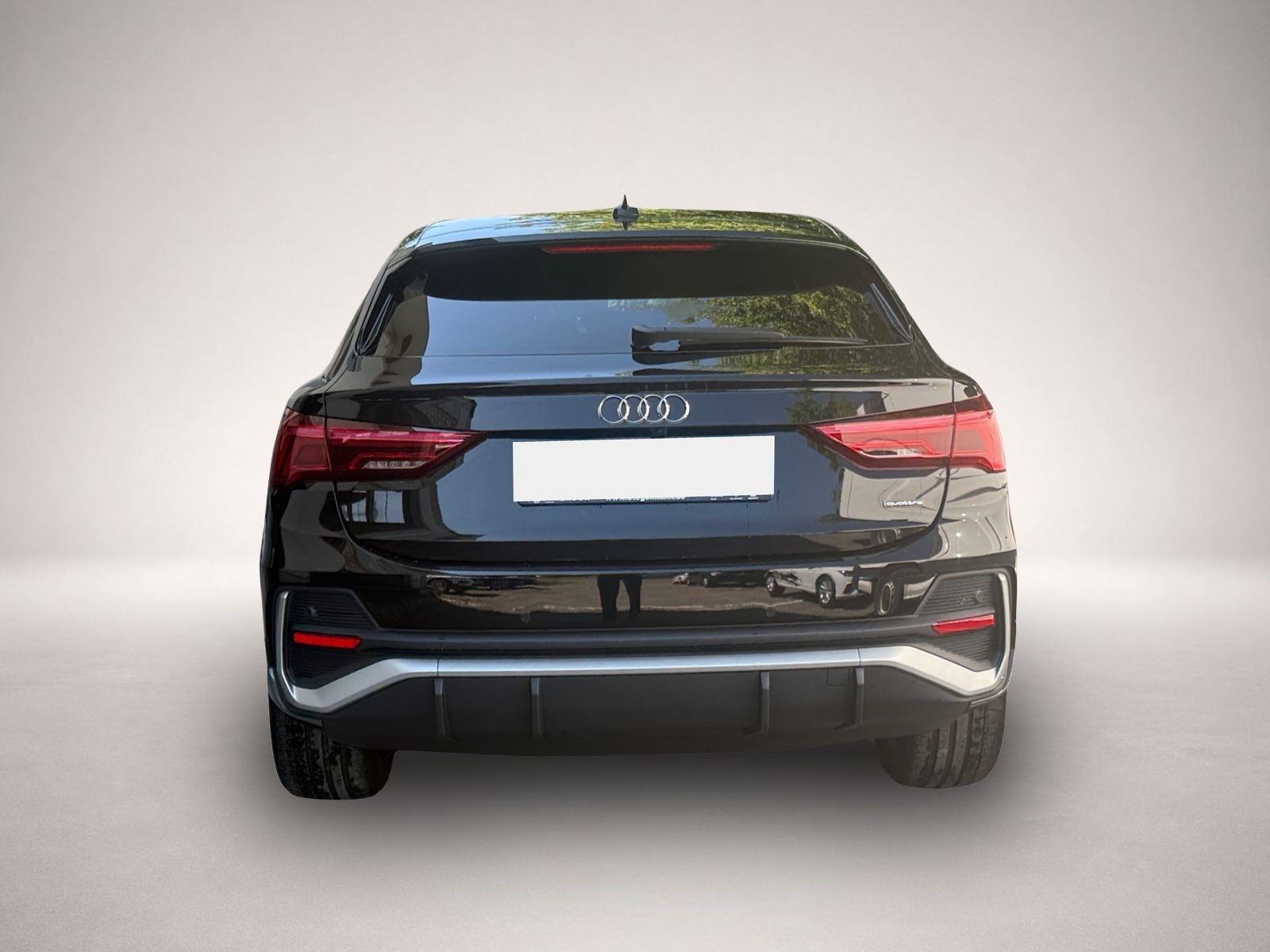 Bild 4 Audi Q3 Sportback 40 TFSI qu. S-tronic S-Line *Matrix