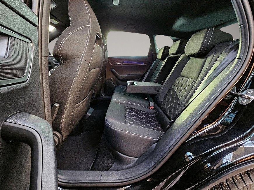 Bild 4 Skoda Karoq Sportline DSG schw.AHK el.HK Canton 360°