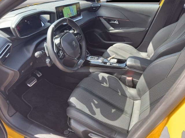 Bild 7 Peugeot 208 GT PANO NAVI ACC PDC KAMERA SHZ KLIMAAT LED