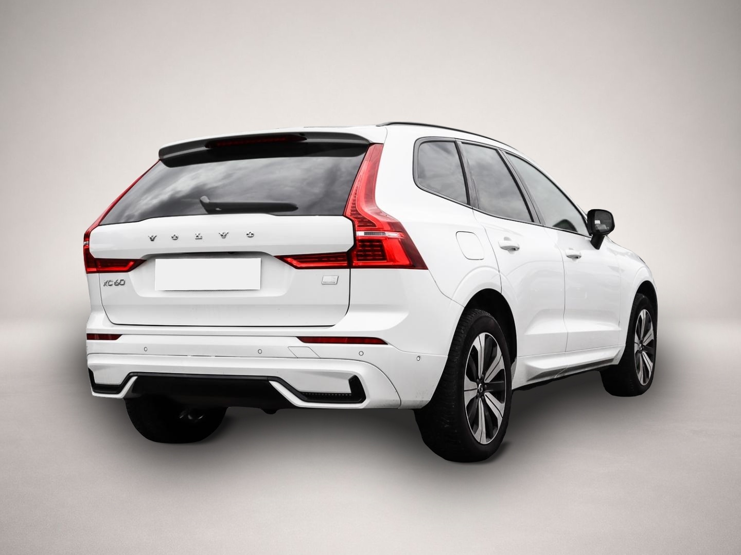 Bild 2 Volvo XC60 R Design Recharge Plug-In Hybrid AWD T6 Twi