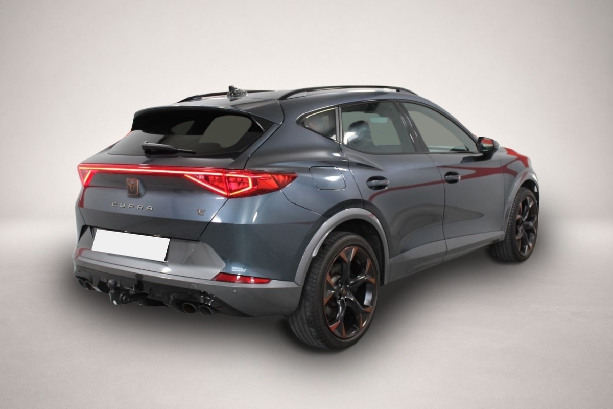 Vehicle image 0
