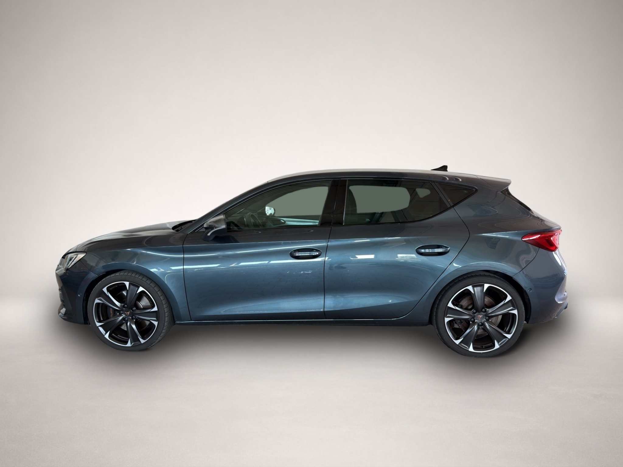 Bild 3 Cupra Leon 2.0 TSI DSG VZ Fahrass. L Kamera Navi