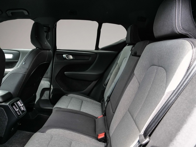 Fotografie 5 des Volvo XC40 Core 2WD T2 EU6d Navi Digitales Cockpit Sou