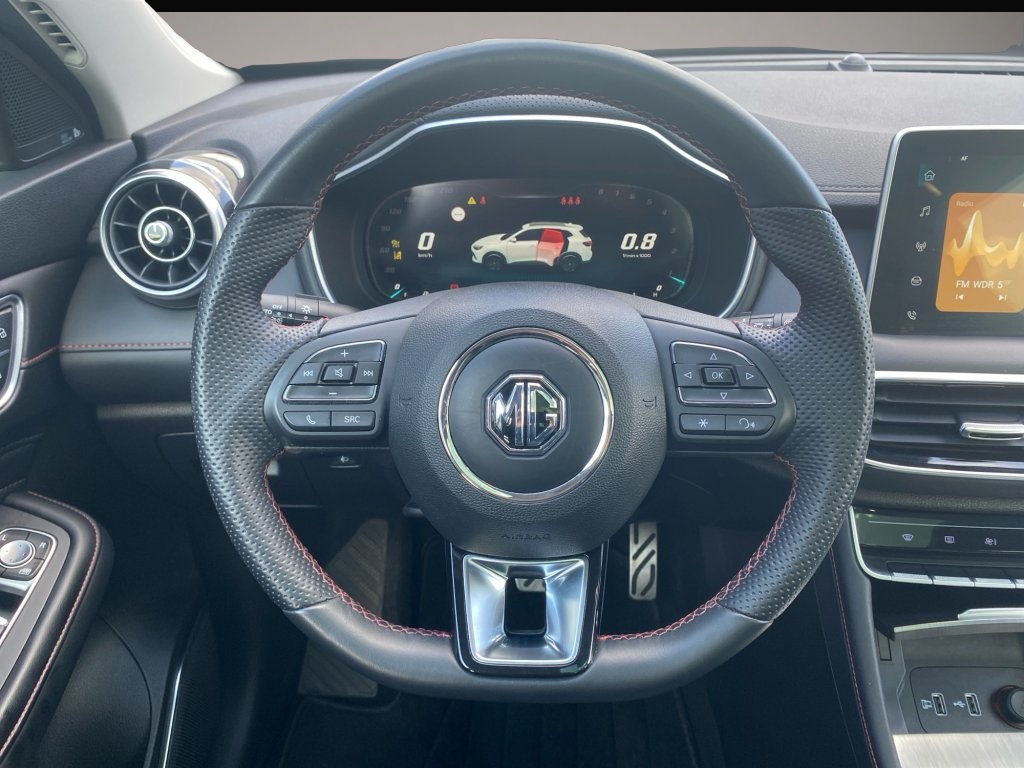 Bild 4 MG HS Luxury Automatik