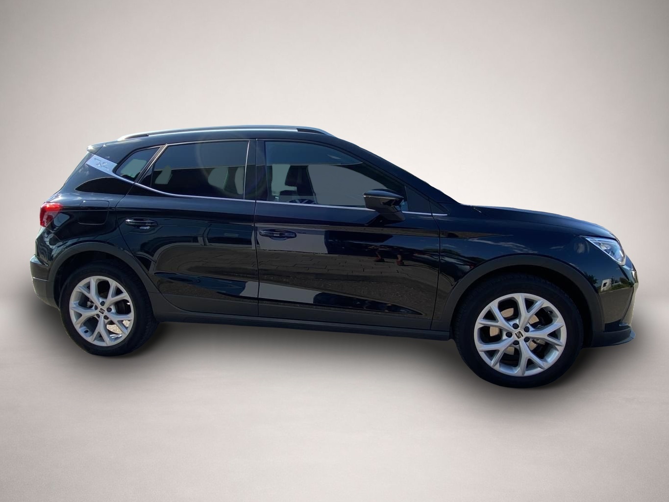 Bild 4 Seat Arona 1.5 TSI DSG FR VIRTUAL-COCKPIT+APP-CONNECT