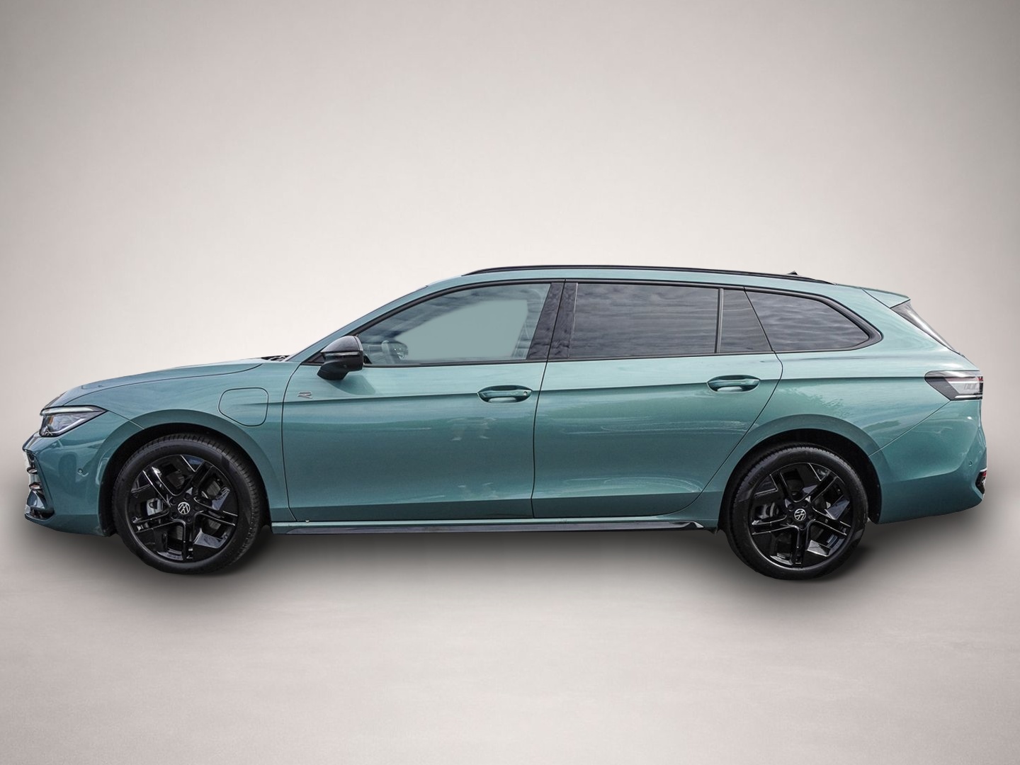 Bild 4 Volkswagen Passat 1.5eHybrid R-Line NAVI HEAD TRAVEL