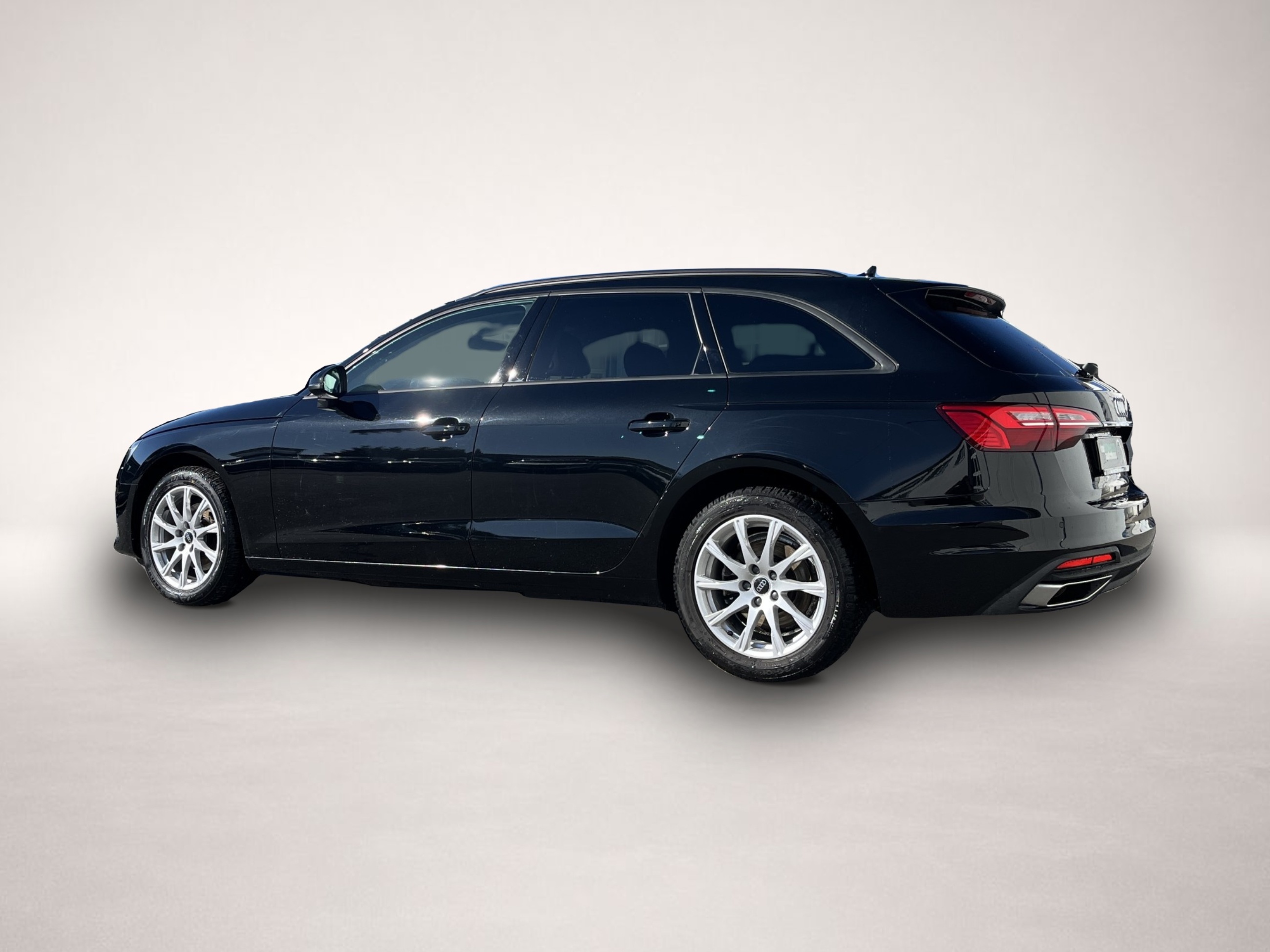 Bild 7 Audi A4 Avant 35 2.0 TFSI S tronic 144¤ m.20% Anz. Na