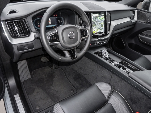 Bild 7 Volvo XC60 Plus Dark 2WD Leder Digitales Cockpit Memor
