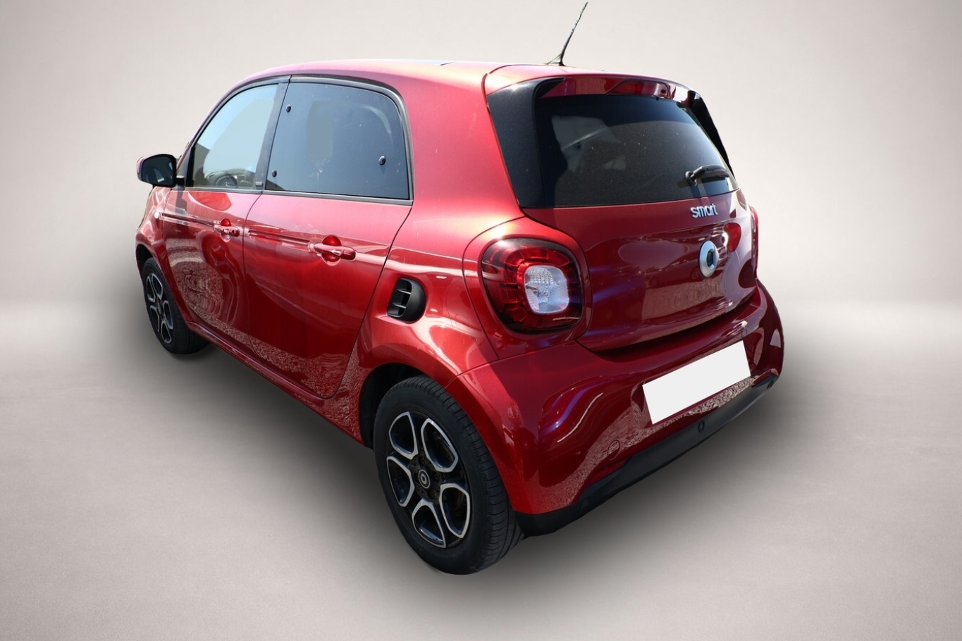 Fotografie 4 des Smart forfour 1.0 71 DCT passion Pano LED PDC SHZ 15Z