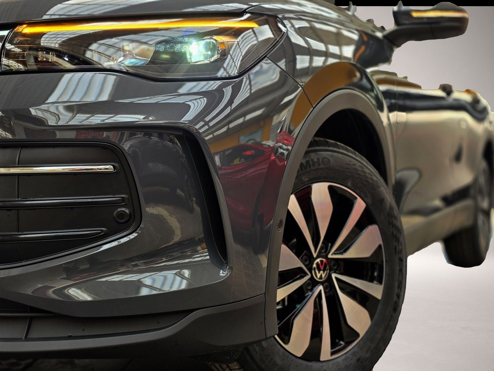 Bild 2 Volkswagen Tiguan 1,5 eTSI el.Heckkl. 360°Kamera Sicherheit