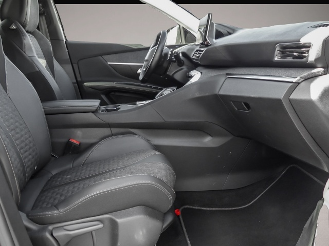 Fotografie 5 des Peugeot 3008 Hybrid 225 Roadtrip 1.6 Plug-In EU6d Navi D