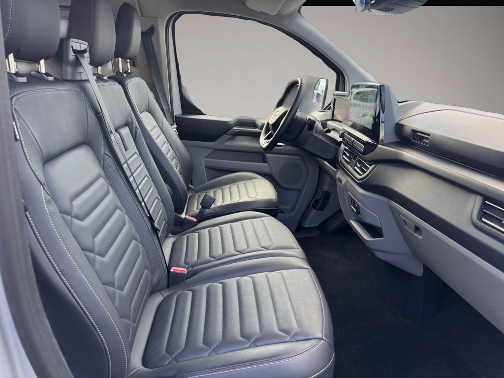 Bild 6 Ford Tourneo Custom Titanium 320 L1H1 VA AUTOMATIK