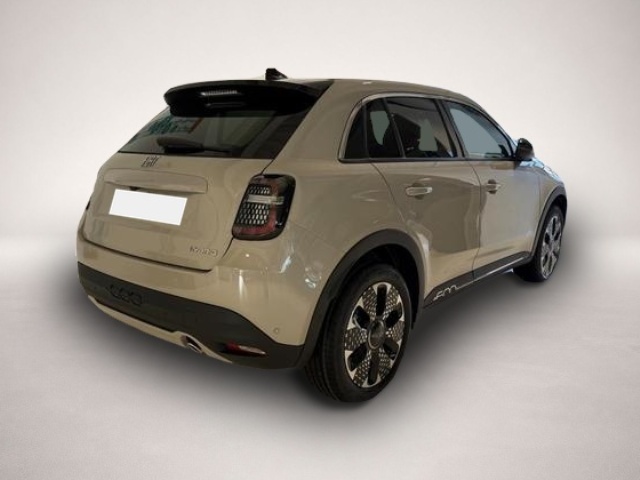 Bild 5 Fiat 600 La Prima Hybrid 1.2 T3 107 kW (145 PS) DCT, Win.