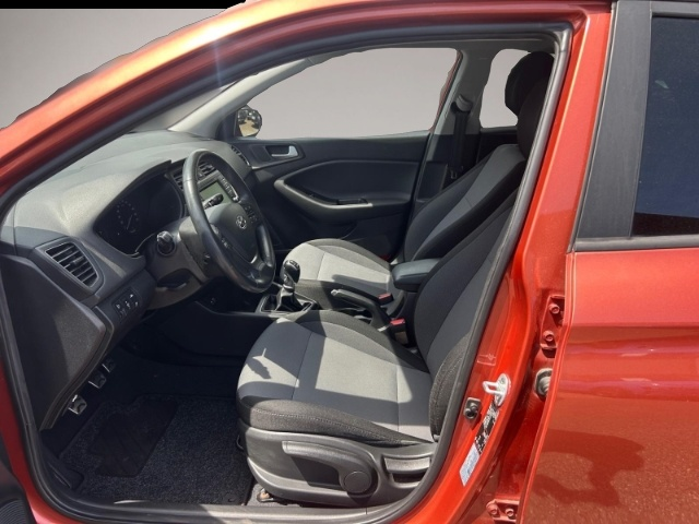 Bild 5 Hyundai i20 Active Style blue 1.0 Navi Apple CarPlay And