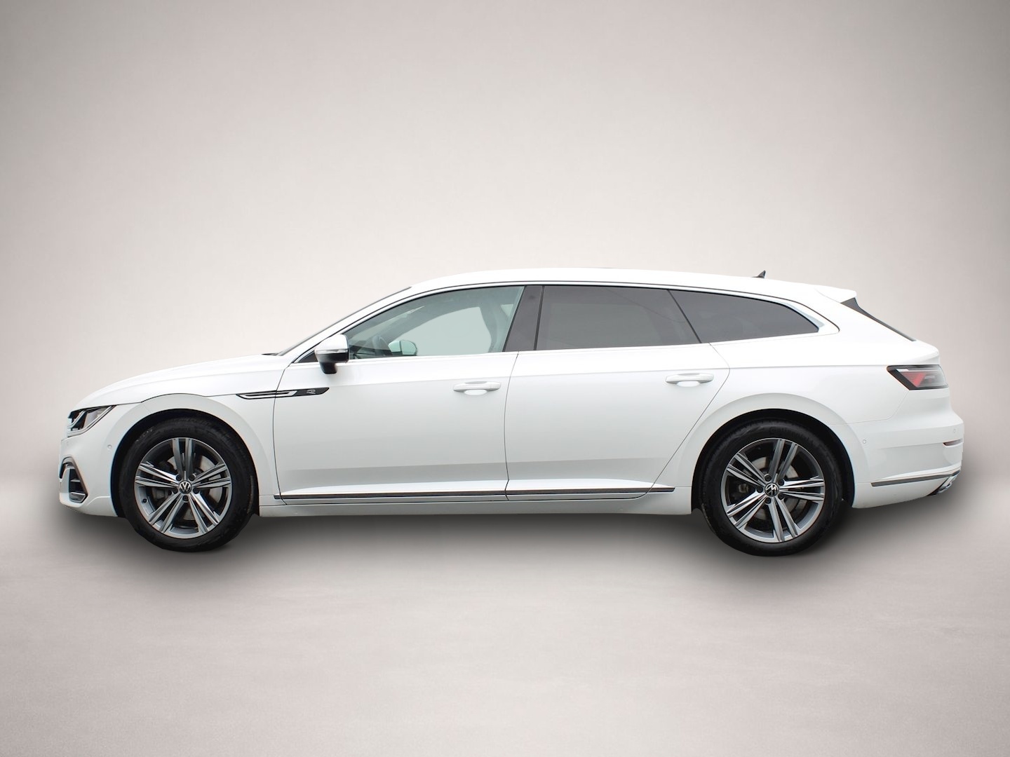 Bild 2 Volkswagen Arteon Shooting Brake 2.0 TSI DSG 4Mo. R-Line IQ