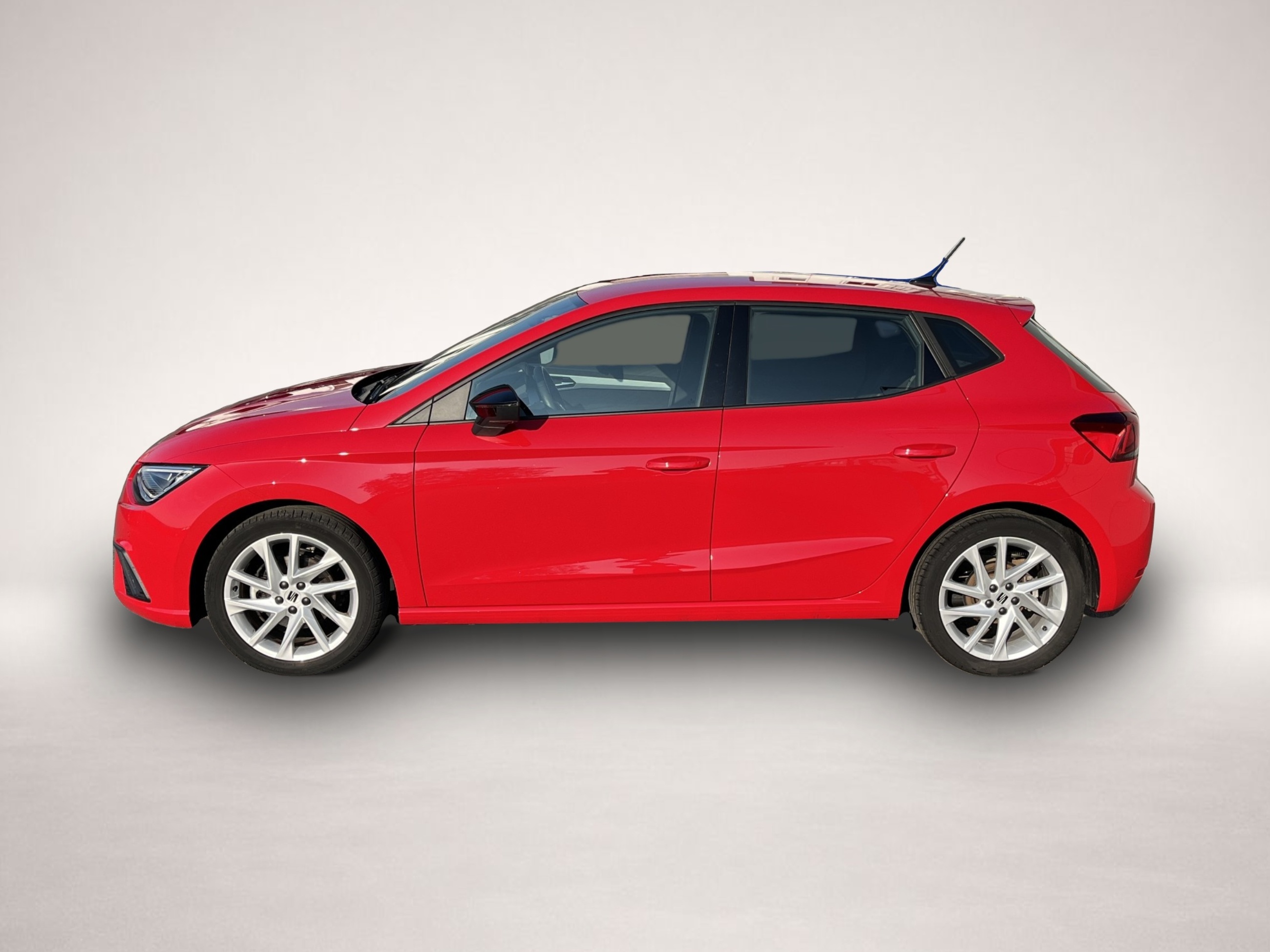Vehicle image 0