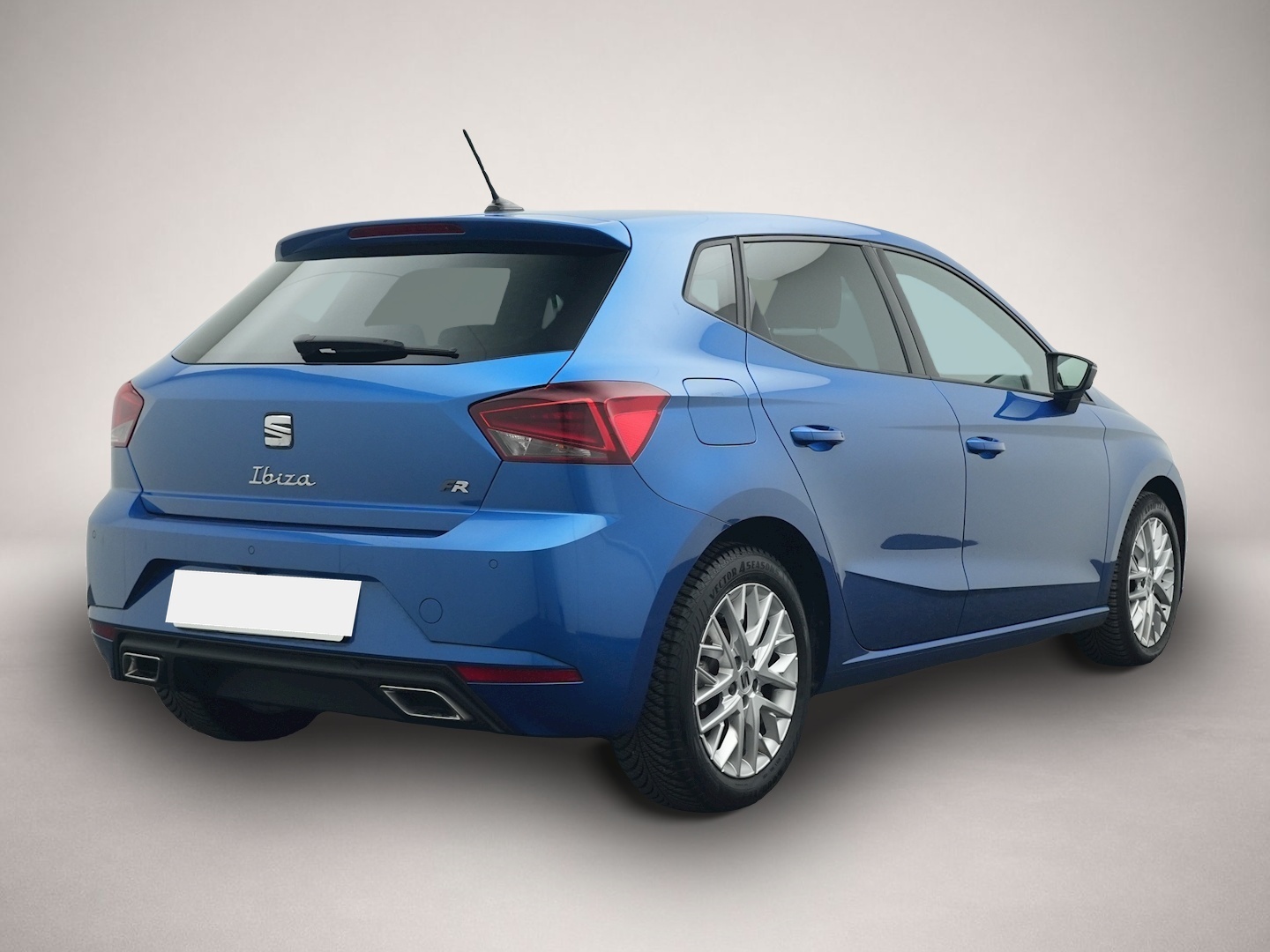 Fotografie des Seat Ibiza 1.5 TSI DSG FR - ab 216EUR mtl. NAVI REAR