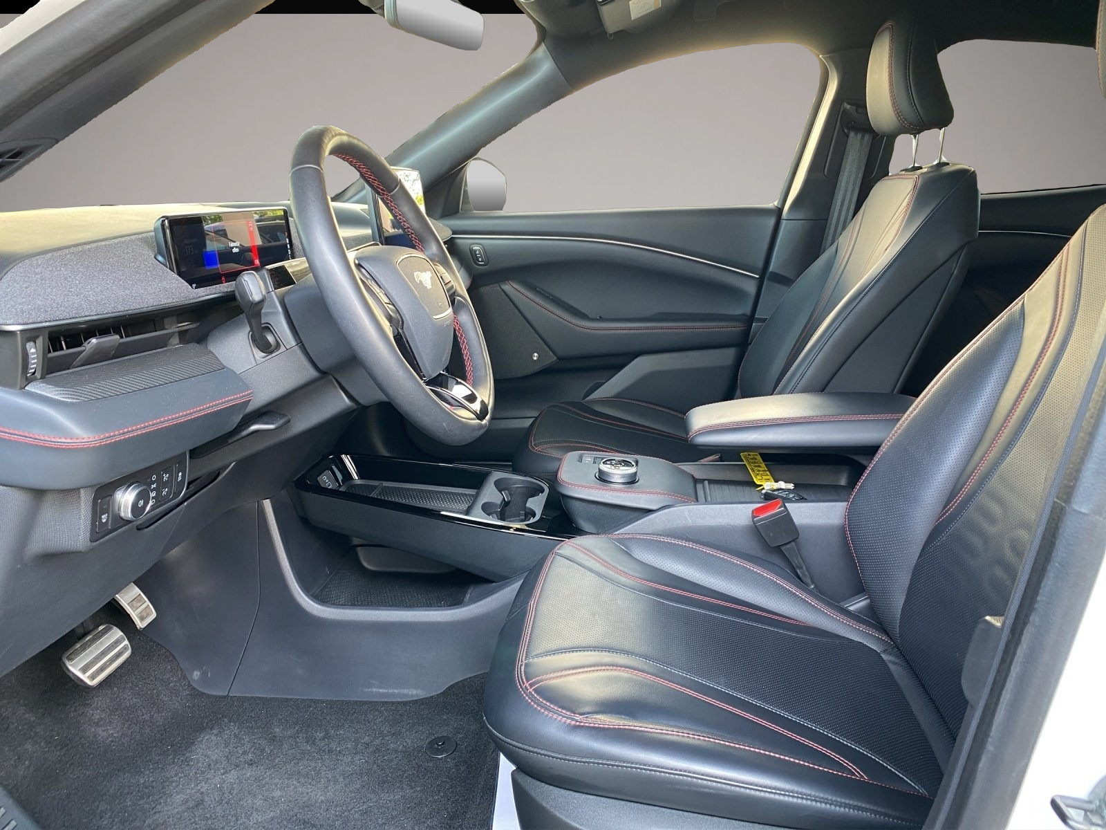 Bild 7 Ford Mustang Mach-E AWD (Standard Range 76kWh) ACC+LM