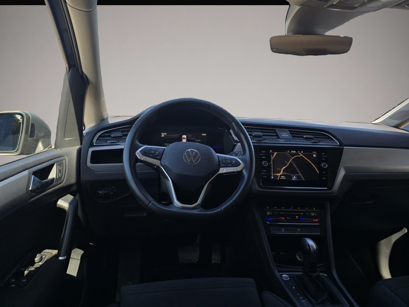 Bild 8 Volkswagen Touran 2.0 TDI DSG COMFORTLINE AHK+VIRTUAL-COCKP