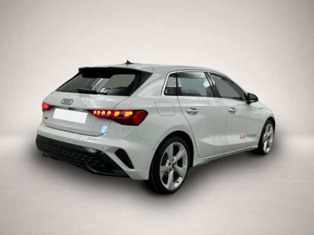 Bild 3 Audi A3 Sportback 35TFSI S tronic S-Line ACC/PANO/MAT