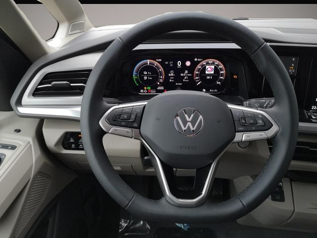 Fotografie 3 des Volkswagen T7 Multivan Edition 1,5eHybrid DSG Elegance LÜ 7 Sitzer 180.
