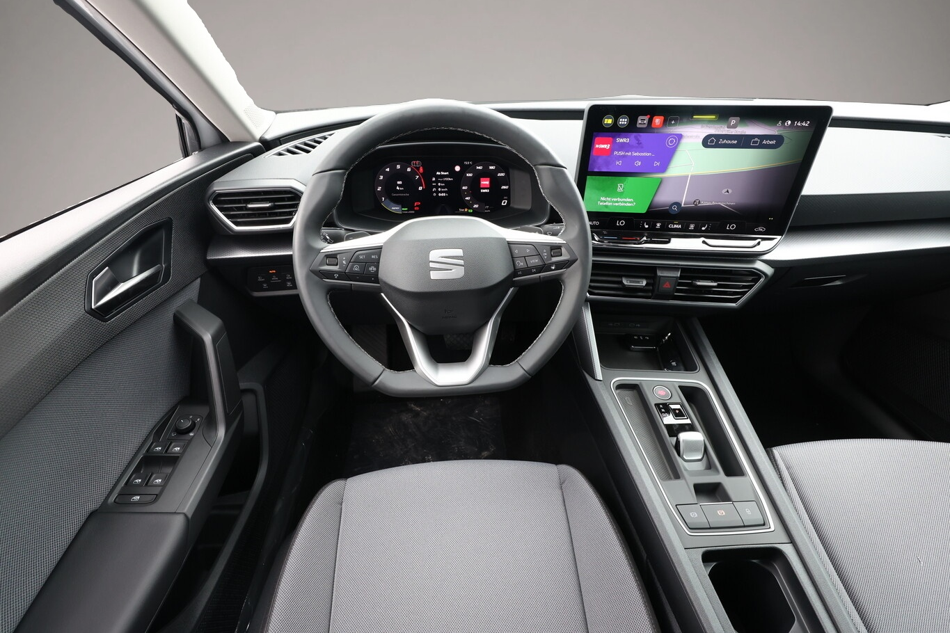 Bild 6 Seat Leon ST DSG Style Nav Kam SHZ Kessy VirtC 3ZClim