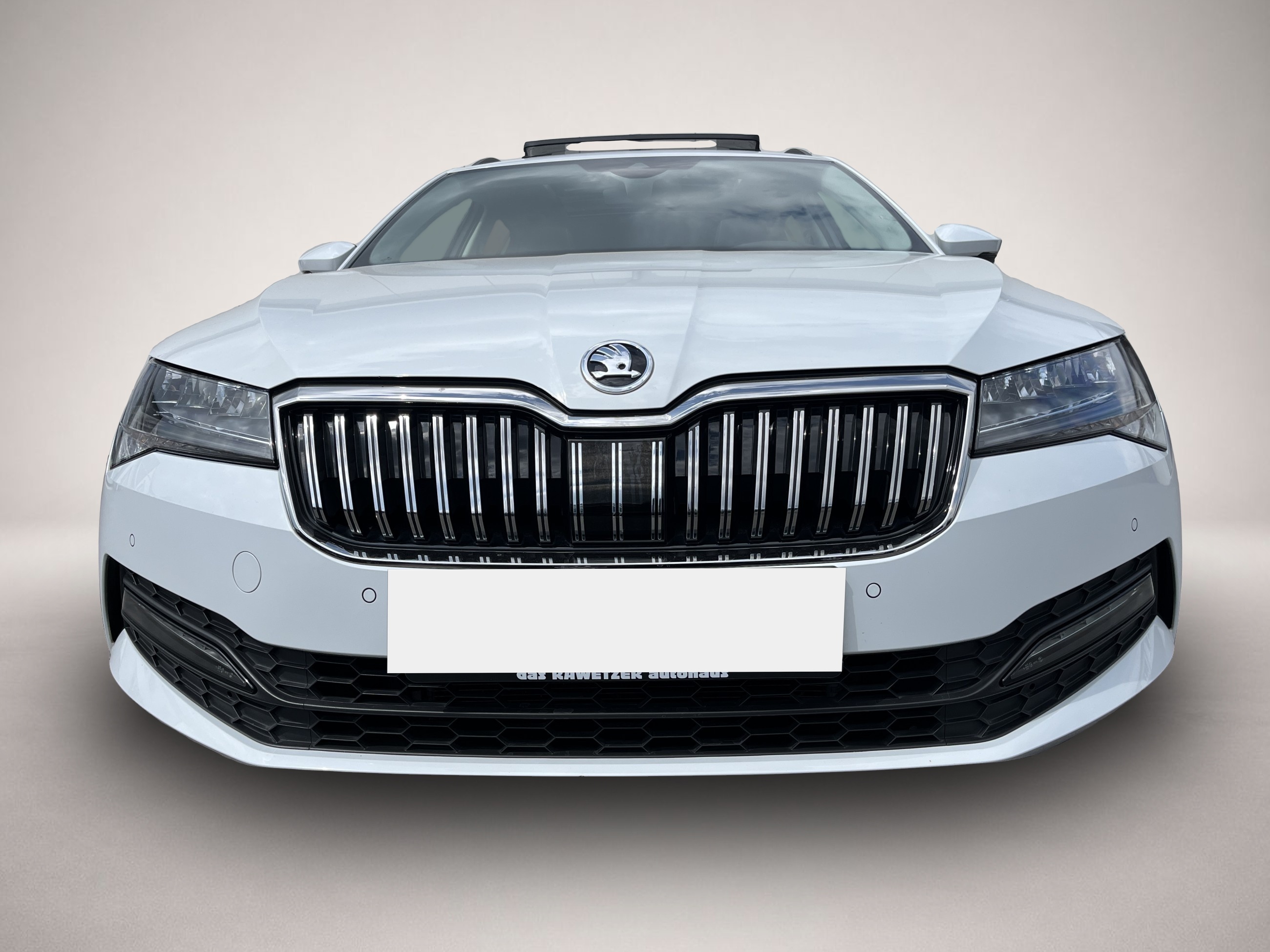 Bild 3 Skoda Superb Combi 2.0 TDI DSG Ambition 156¤ m.20% Anz
