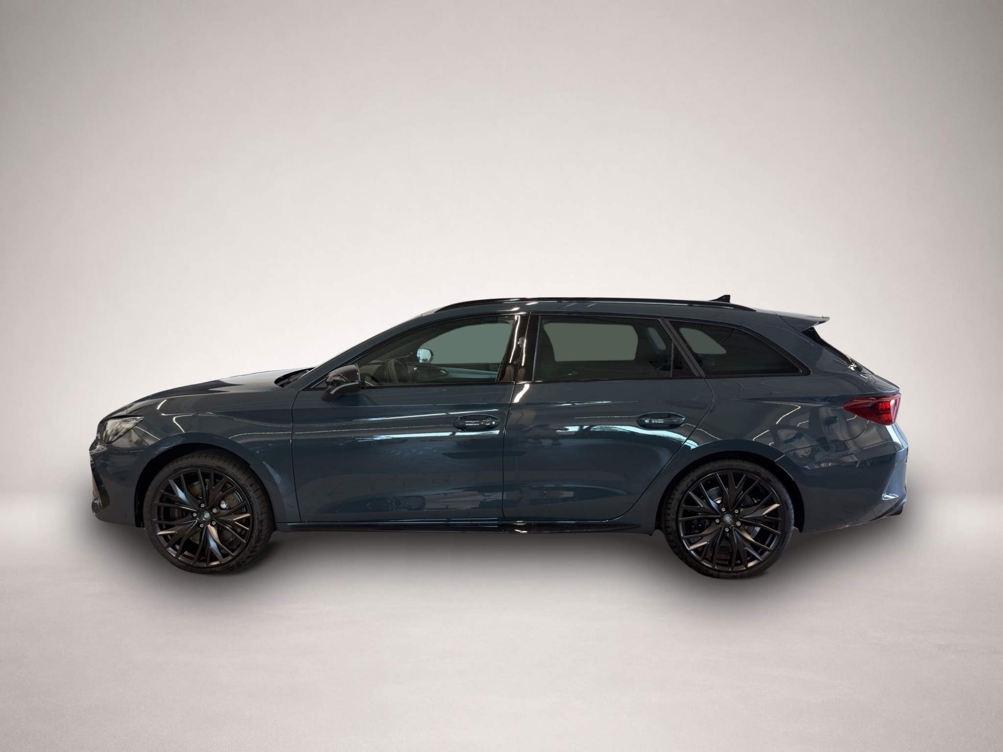 Bild 3 Cupra Leon SP 2.0 TSI DSG 4Drive VZ Black Edition