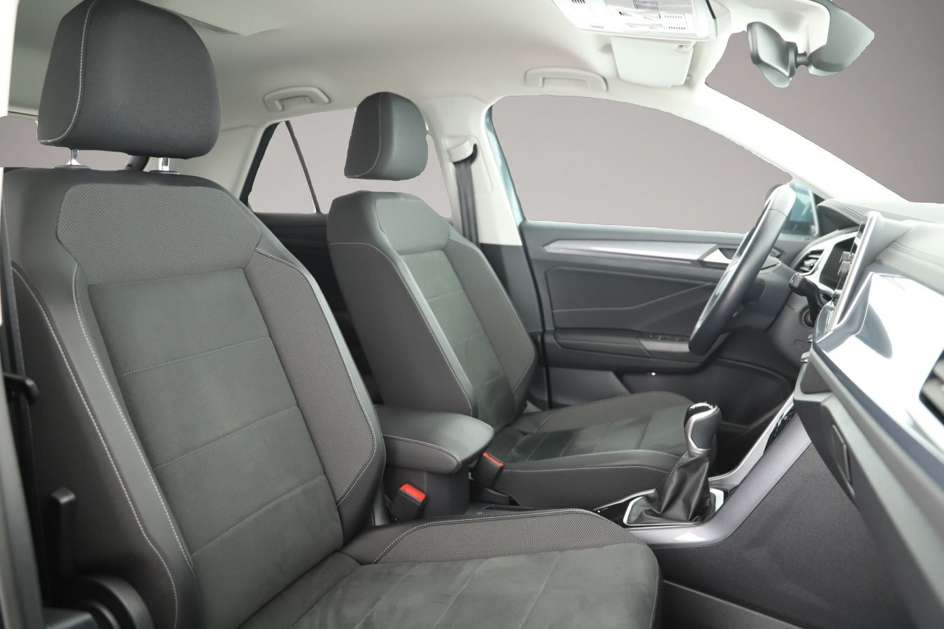 Bild 6 Volkswagen T-Roc 1.0 TSI Style LED+/ACC/Kamera/App/Navi/AHK