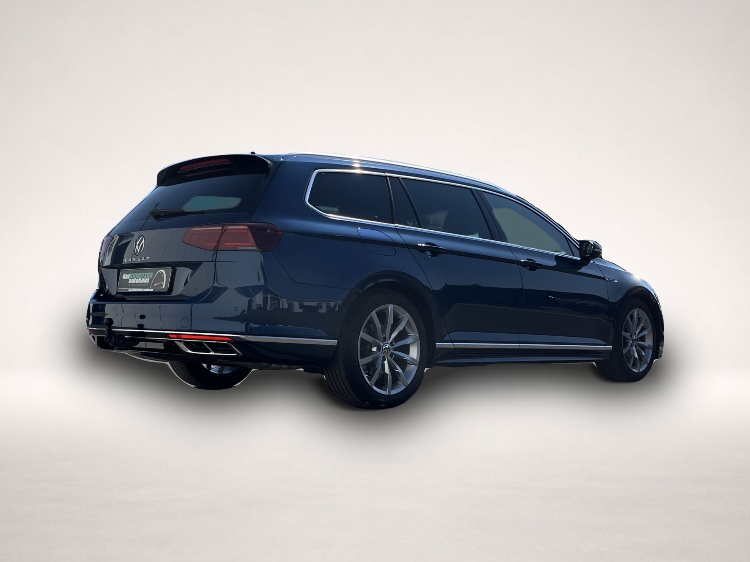 Bild 6 Volkswagen Passat Variant Variant 2.0 TSI DSG R-Line 1,99 F
