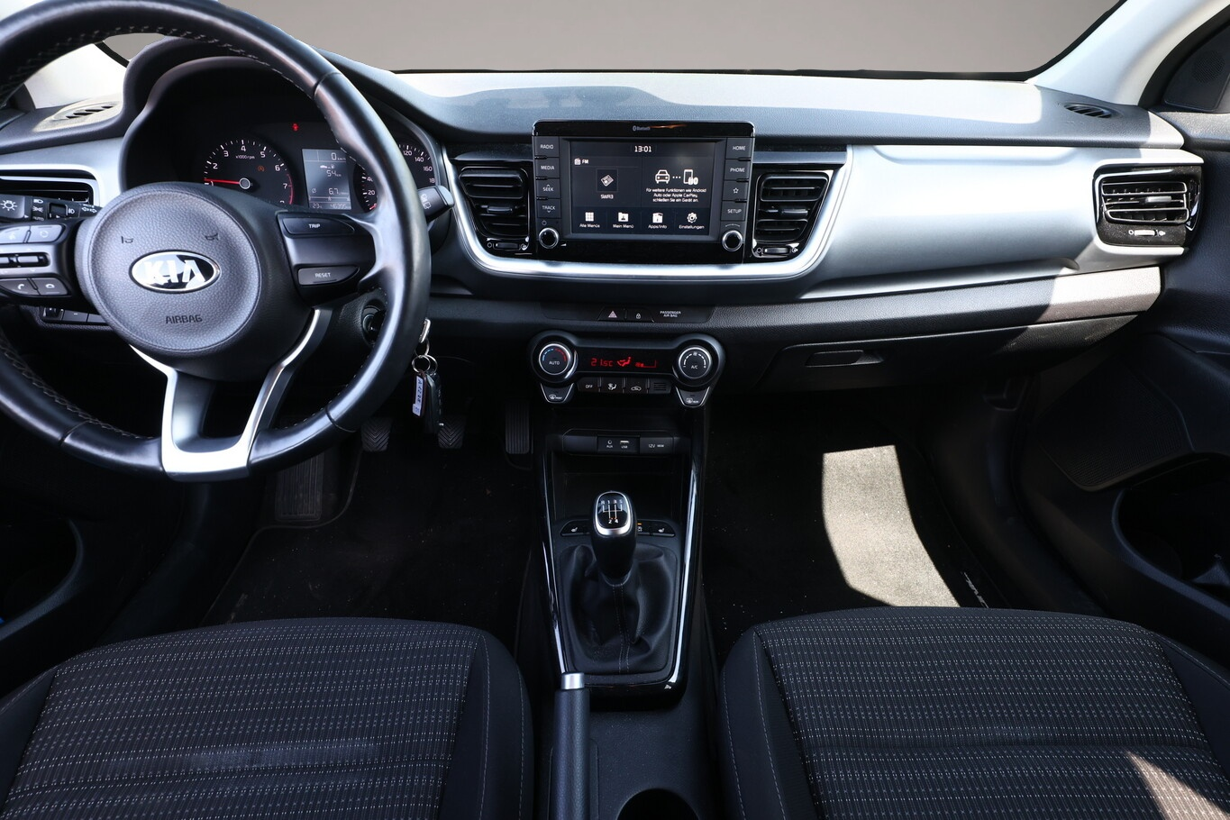 Bild 8 Kia Stonic 1.0 T-GDI 100 Vision PDC Klimaaut. KeyL