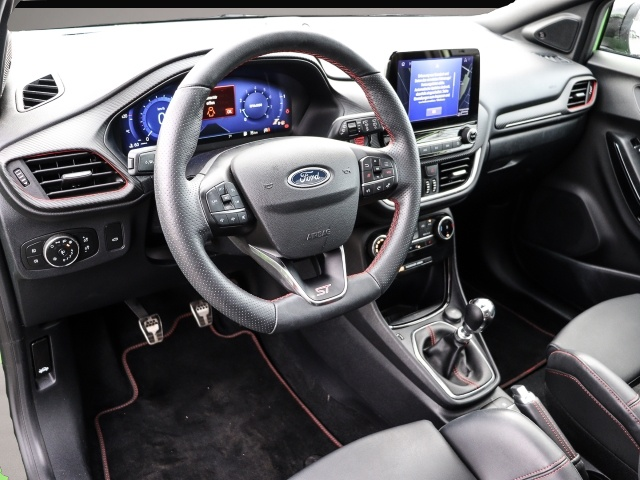 Fotografie des Ford Puma ST X 1.5 EcoBoost EU6d Navi Digitales Cockp