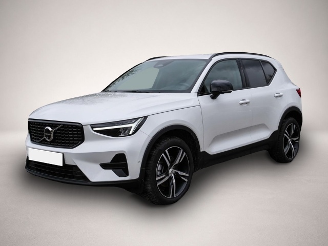 Fotografie Volvo XC40 Plus Dark 2WD StandHZG Digitales Cockpit Me