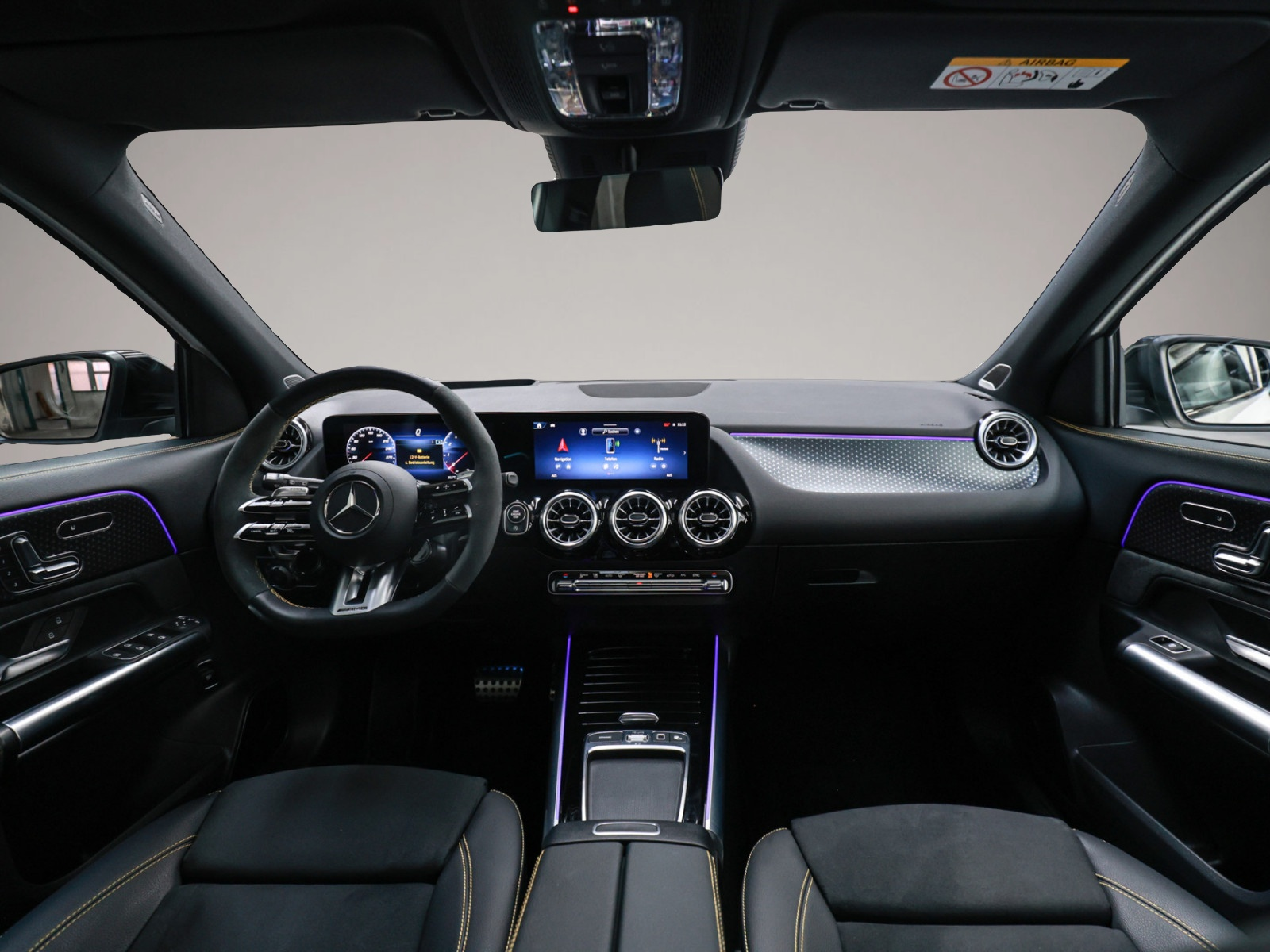 Bild 5 Mercedes-Benz GLA 45 AMG