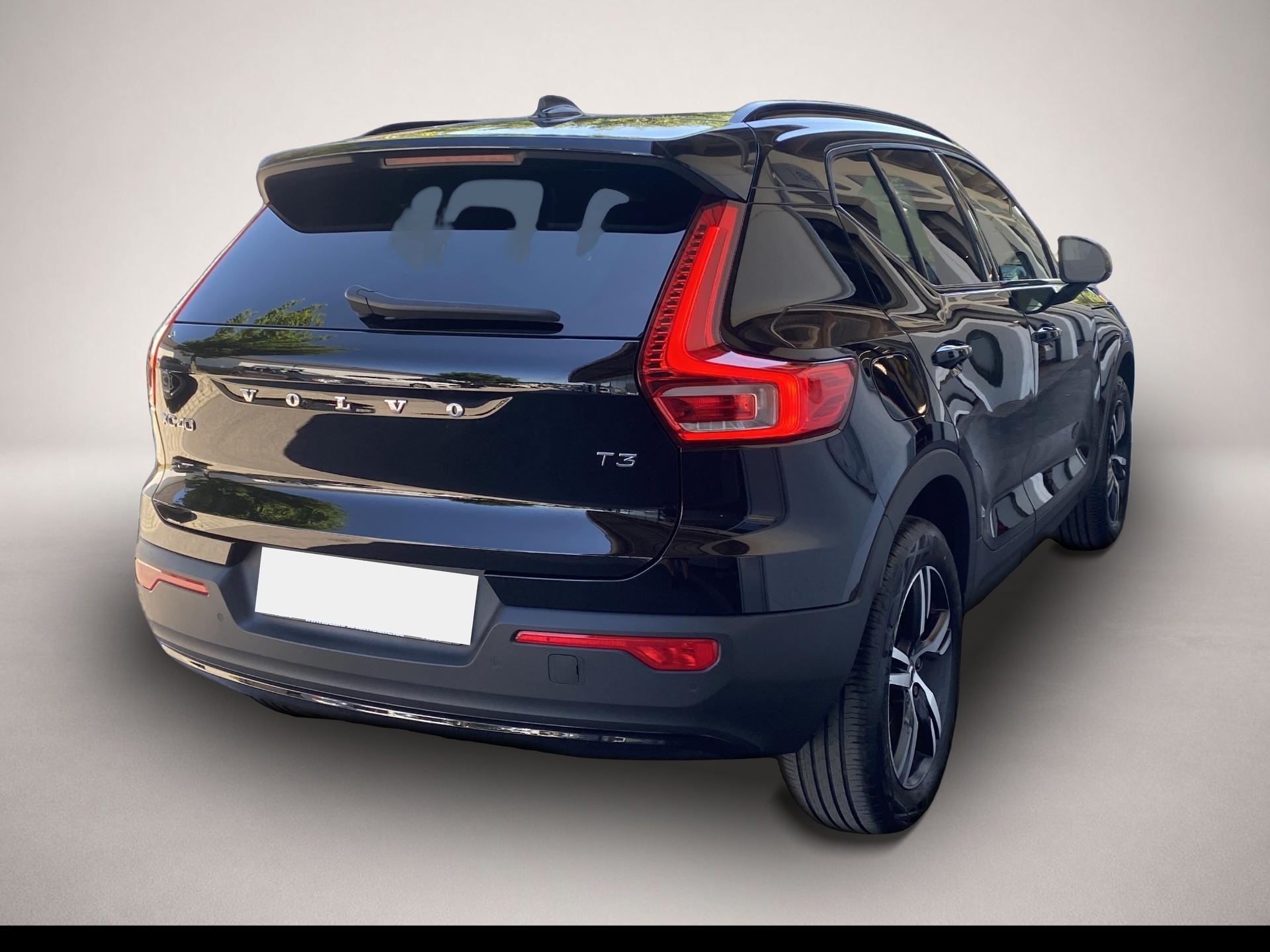 Bild 3 Volvo XC40 XC 40 R Design 2WD Bluetooth Navi LED Klima